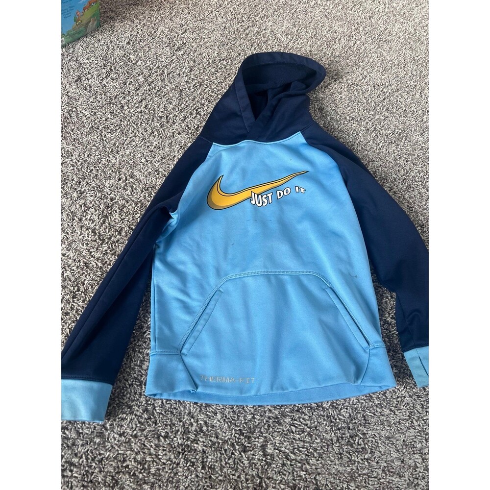 Nike boys hoodie size 6t